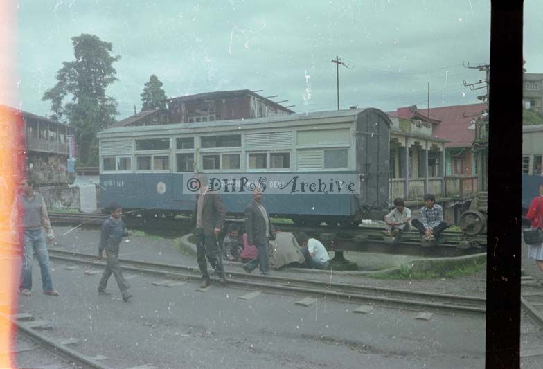SB99-423.jpg