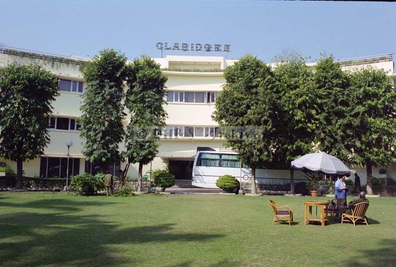 SB02-005.jpg
