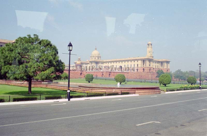 SB02-007.jpg