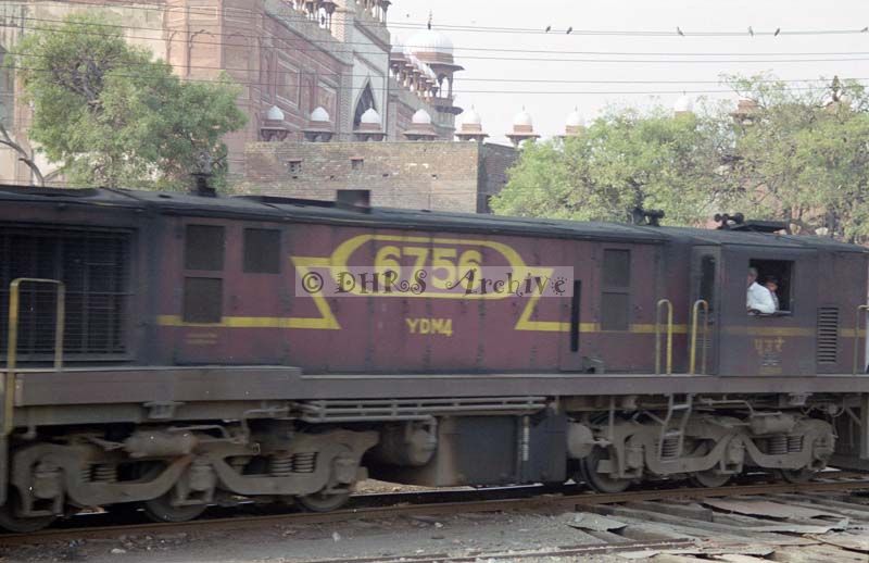 SB02-233.jpg