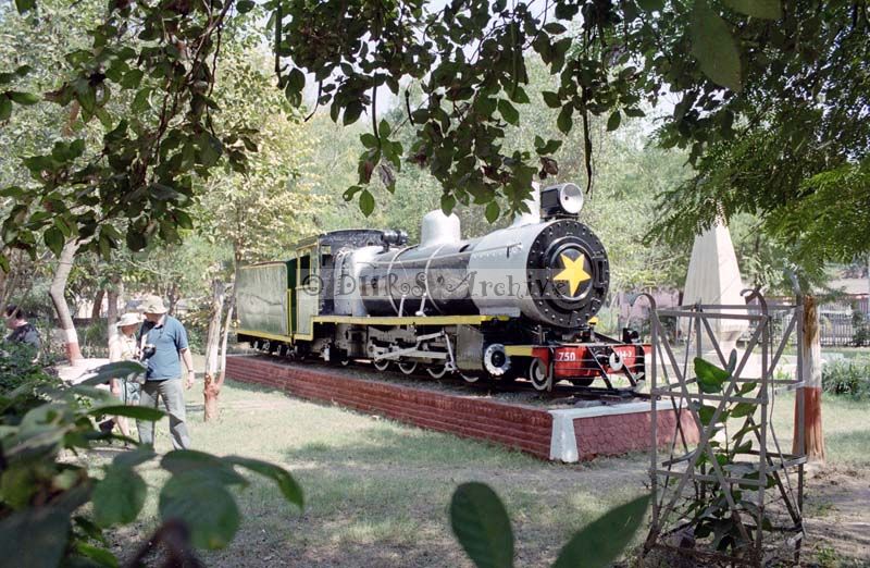 SB02-281.jpg