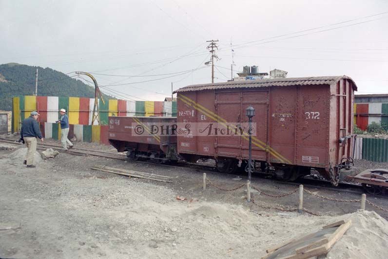 SB02-700.jpg