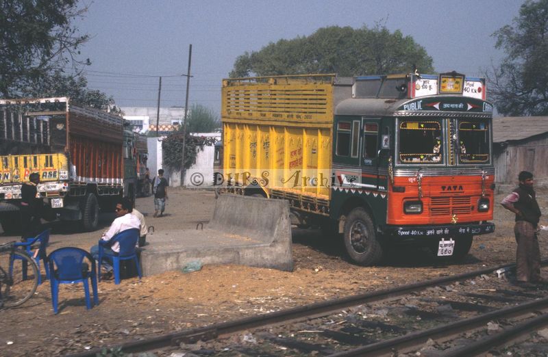 12004.jpg