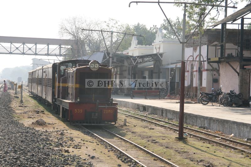33049.JPG