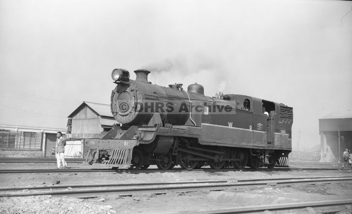 LM10228.jpg
